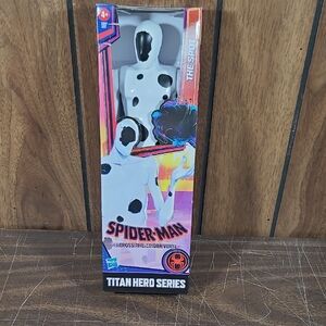Hasbro Spider-Man Titan Hero Series Action Figure - Black and White